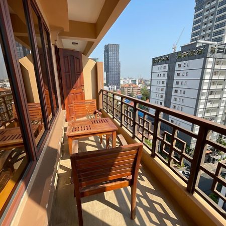 Hamptons Apartments Phnom Penh Exterior foto