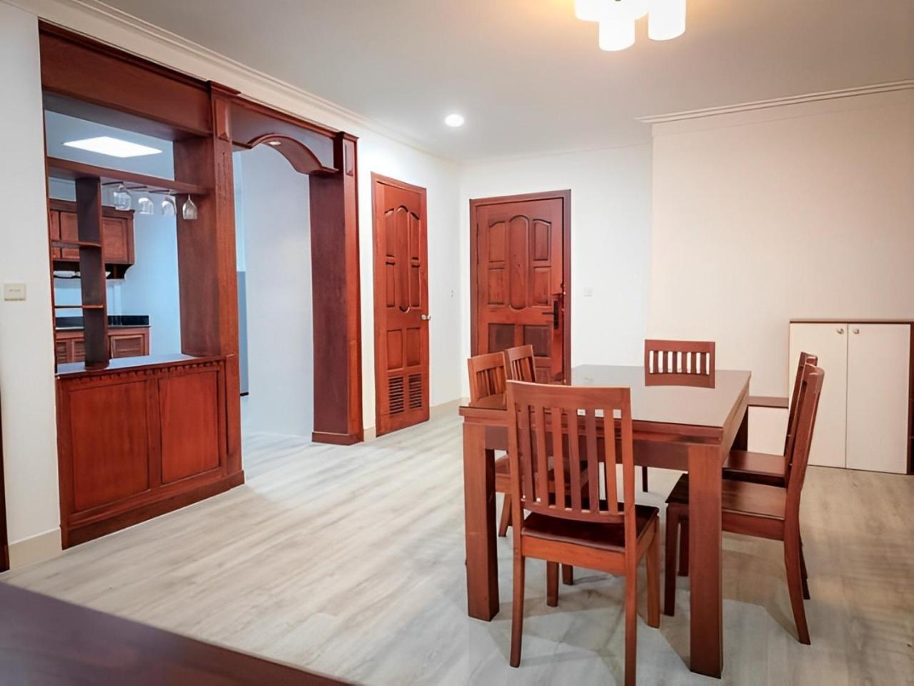Hamptons Apartments Phnom Penh Exterior foto